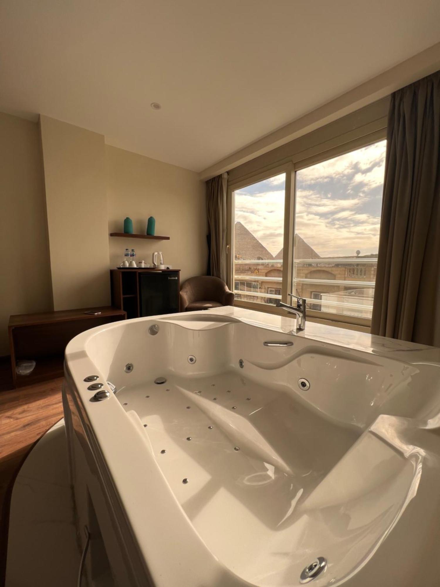 The Home Boutique Hotel Pyramids Inn Kafret el-Gabal Eksteriør bilde
