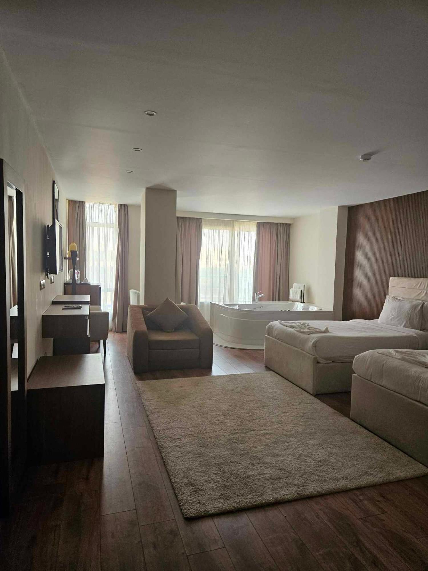 The Home Boutique Hotel Pyramids Inn Kafret el-Gabal Eksteriør bilde